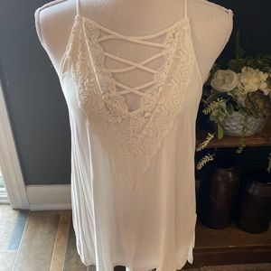 American Eagle Lace Detail Strappy White Tank ✨